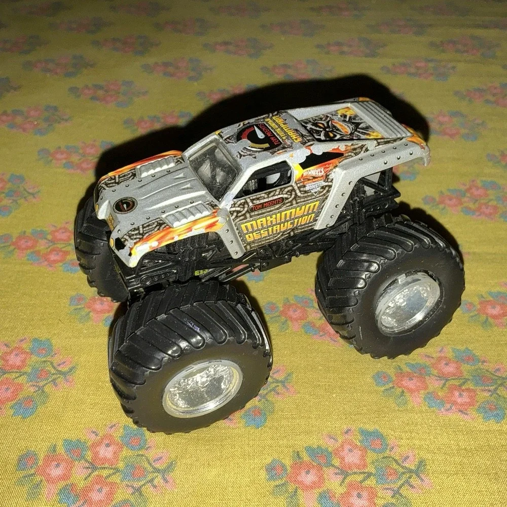 Hot‎ Wheels Monster Jam Diecast Truck Maximum Destruction Mattel 1/64